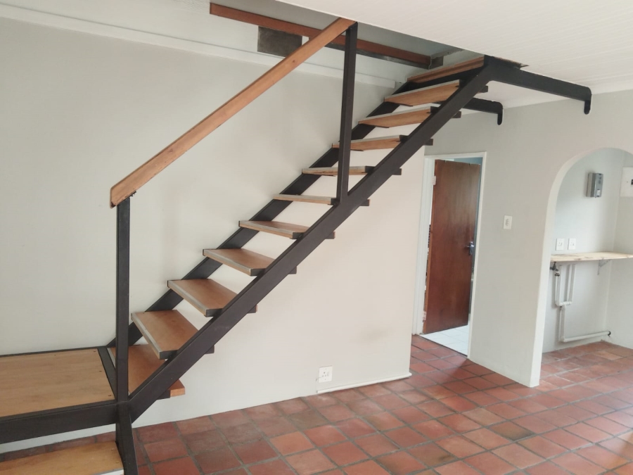 To Let 4 Bedroom Property for Rent in Welcome Glen Western Cape